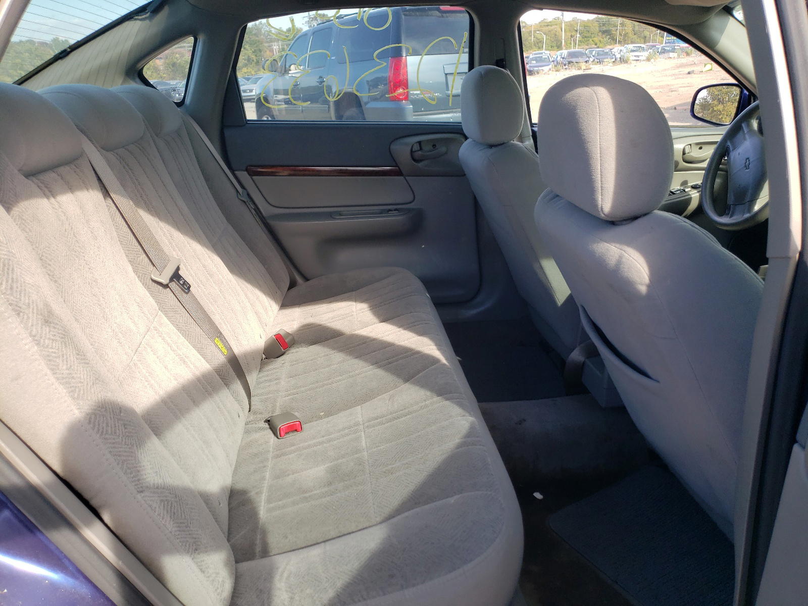 Photo 6 from auction – 2005 CHEVROLET IMPALA with VIN 2G1WF52E259172311