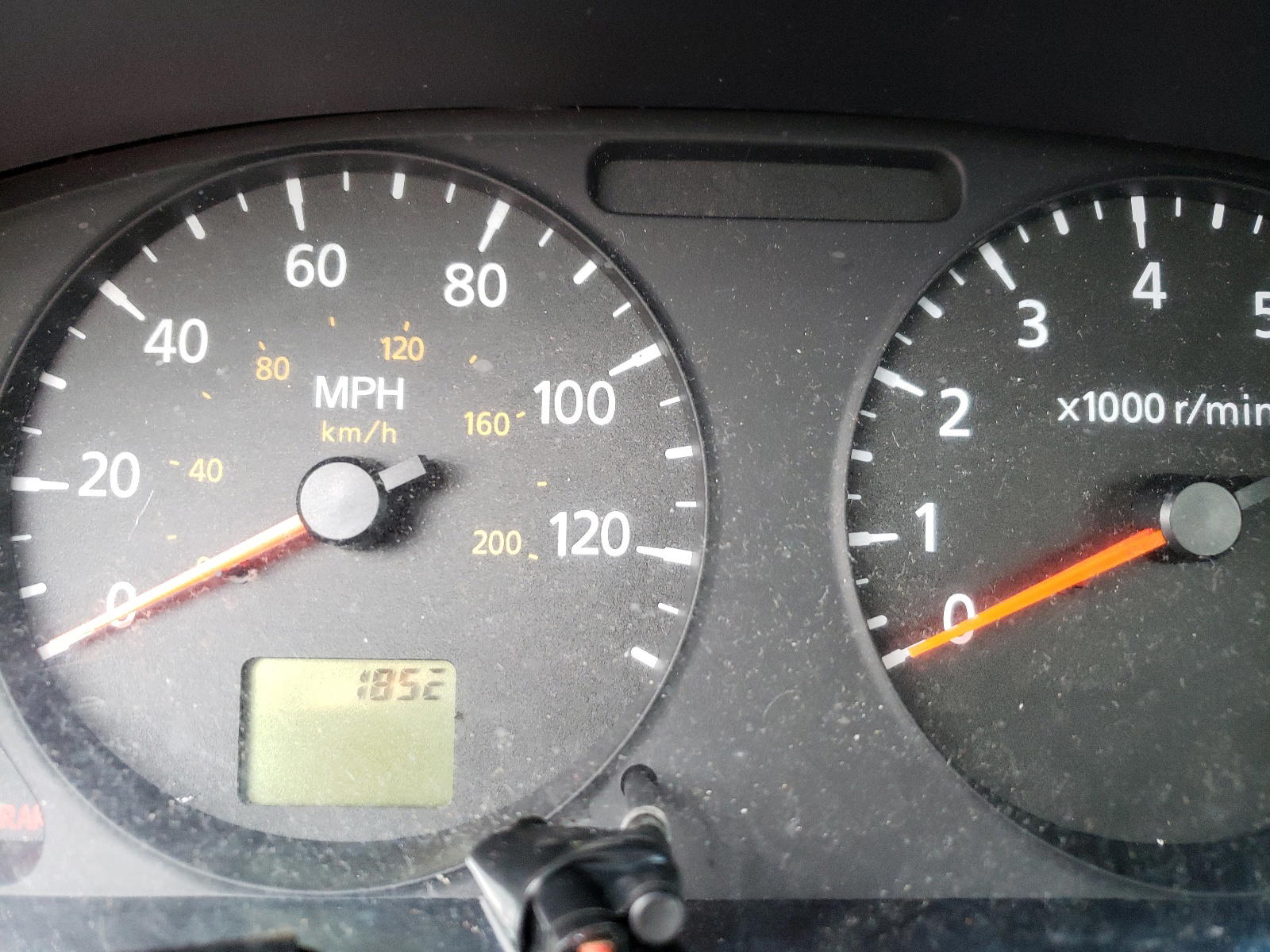 Photo 8 from auction – 2006 NISSAN SENTRA 1.8 with VIN 3N1CB51D46L463585