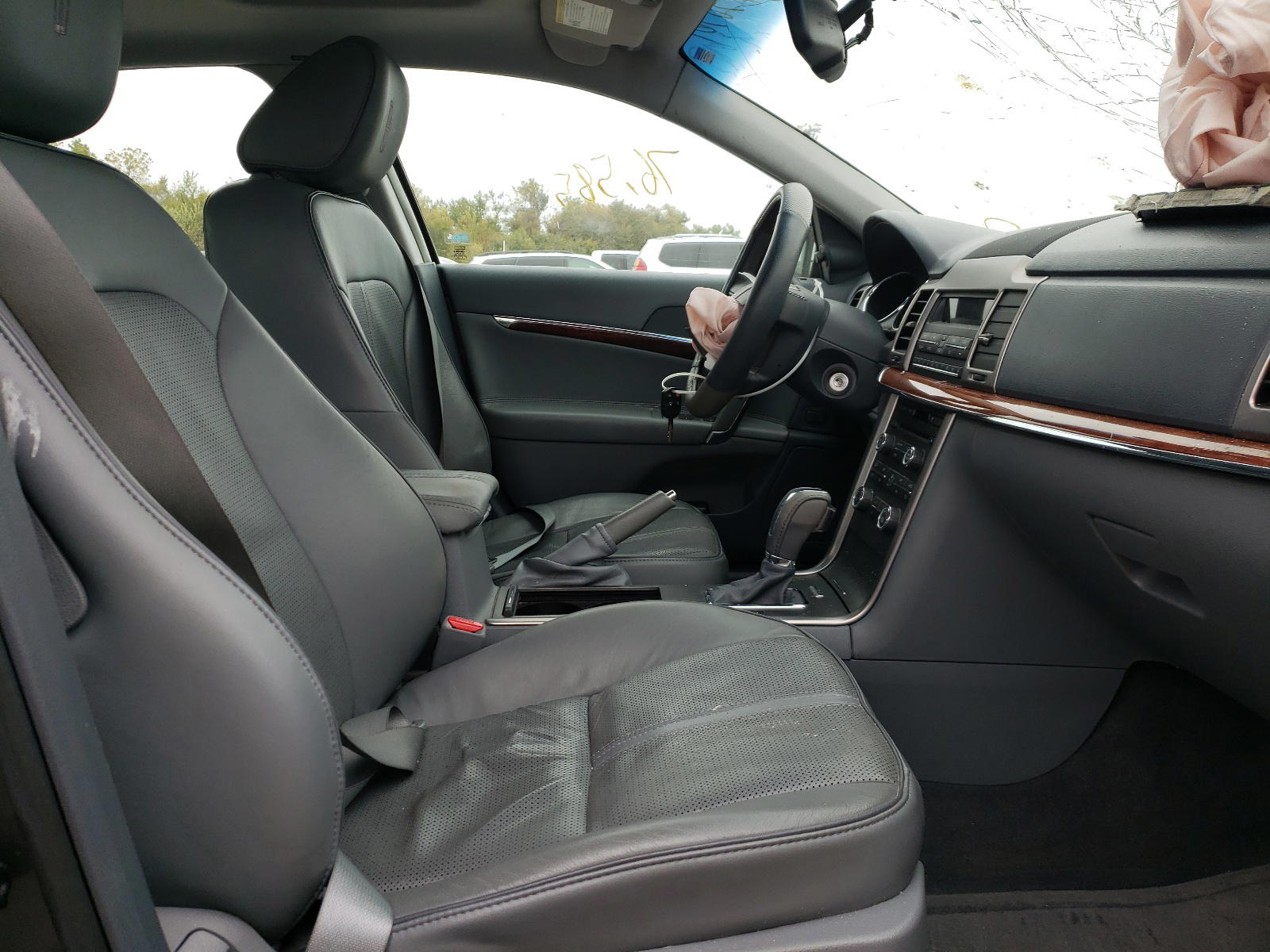 Photo 5 from auction – 2010 LINCOLN MKZ with VIN 3LNHL2GC3AR628590