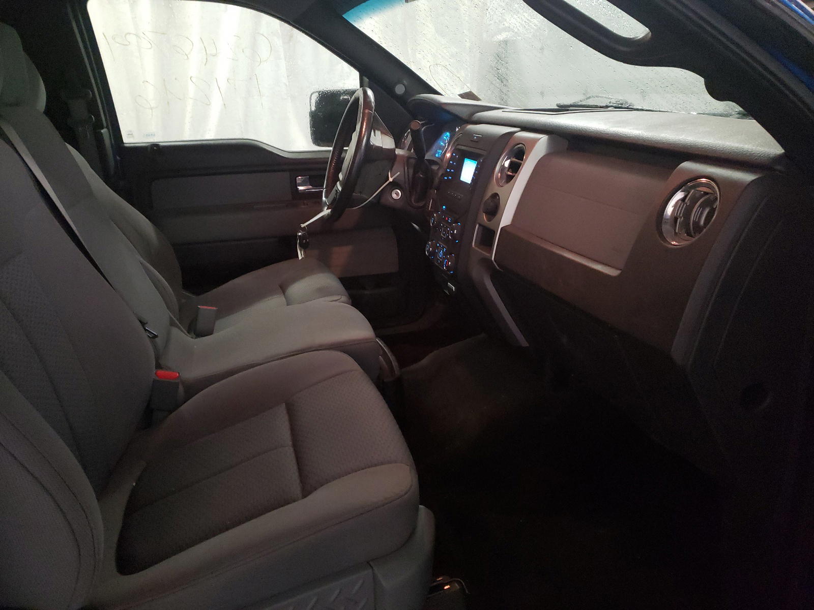 Photo 5 from auction – 2013 FORD F150 SUPER with VIN 1FTFX1ET0DFB65600