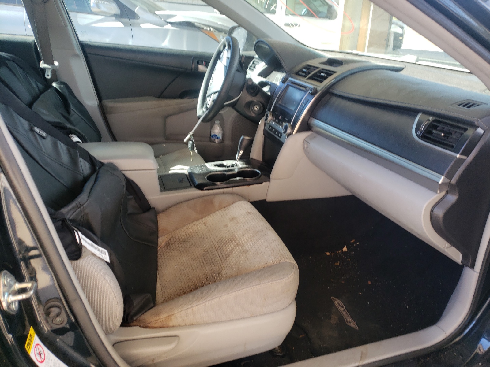 Photo 5 from auction – 2014 TOYOTA CAMRY L with VIN 4T1BF1FK2EU745818
