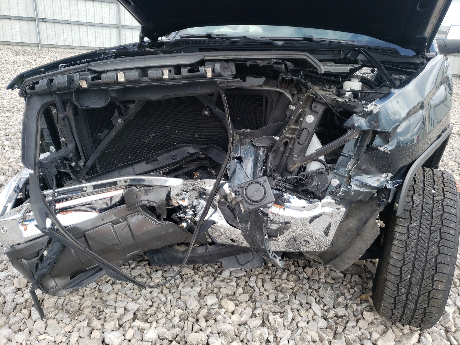 Photo 9 from auction – 2017 GMC SIERRA with VIN 3GTU2NEJ7HG447748