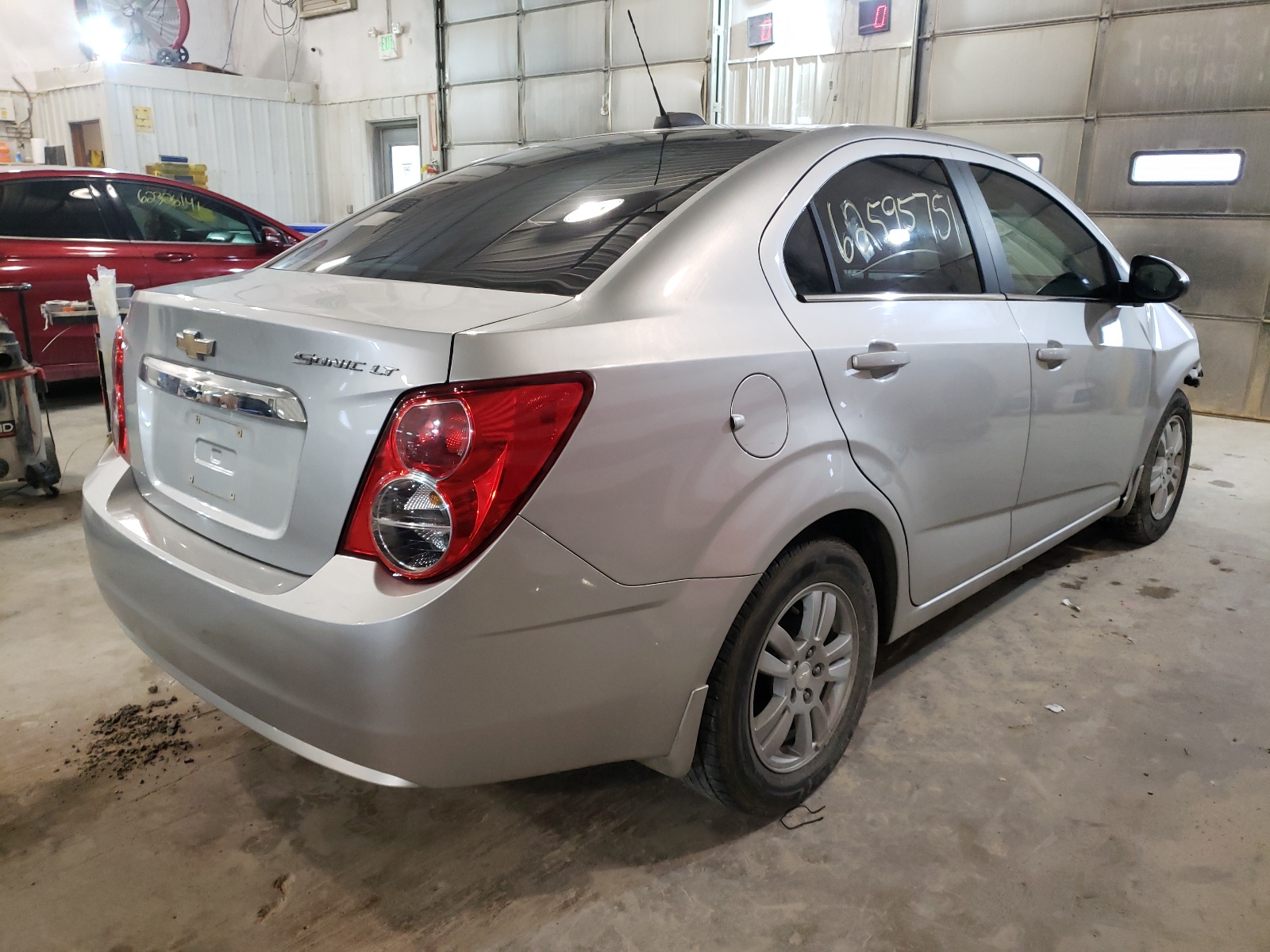 Photo 4 from auction – 2015 CHEVROLET SONIC LT with VIN 1G1JC5SH3F4114368