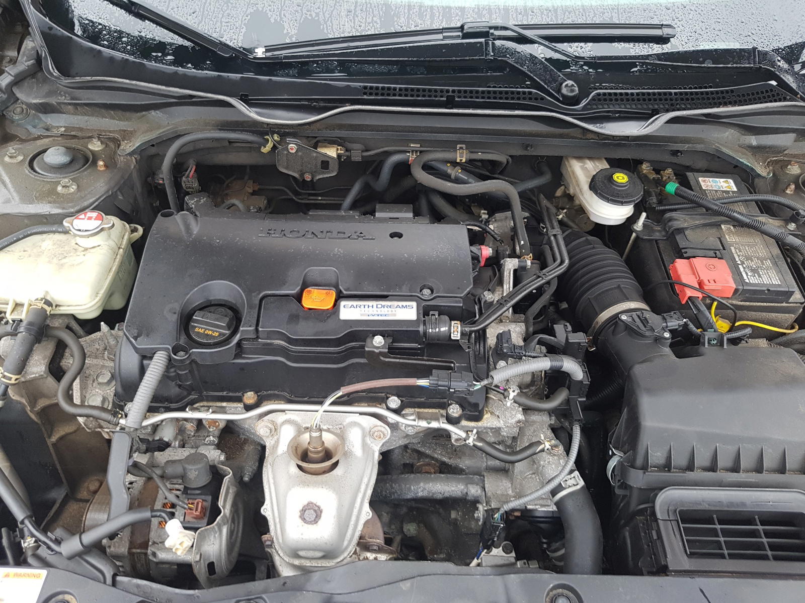 Photo 7 from auction – 2017 HONDA CIVIC DX with VIN 2HGFC2E27HH025266