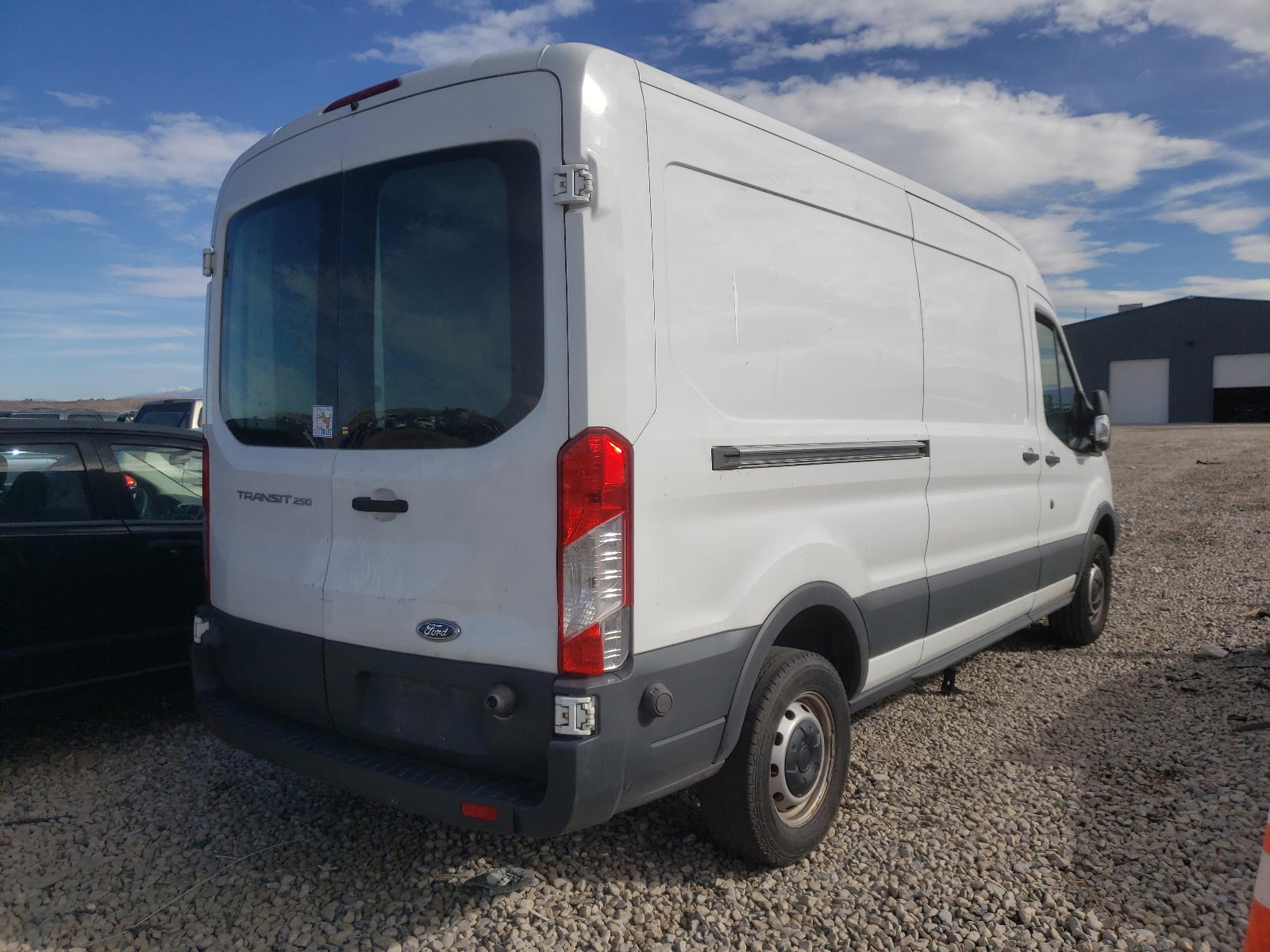 Photo 4 from auction – 2015 FORD TRANSIT T- with VIN 1FTNR2CMXFKA02826