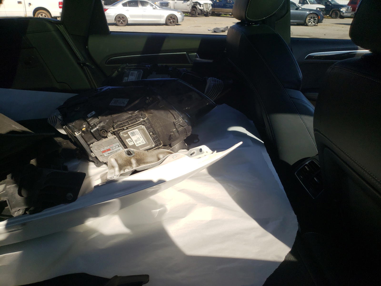 Photo 6 from auction – 2017 AUDI SQ5 PREMIU with VIN WA1CCAFP3HA042290