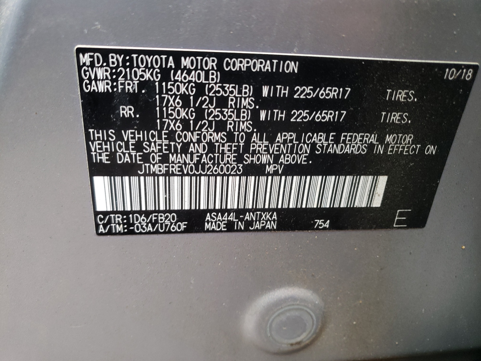 Photo 10 from auction – 2018 TOYOTA RAV4 LE with VIN JTMBFREV0JJ260023