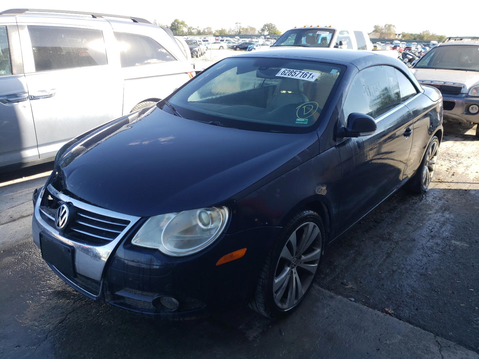 Photo 2 from auction – 2008 VOLKSWAGEN EOS VR6 with VIN WVWDB71F28V011054