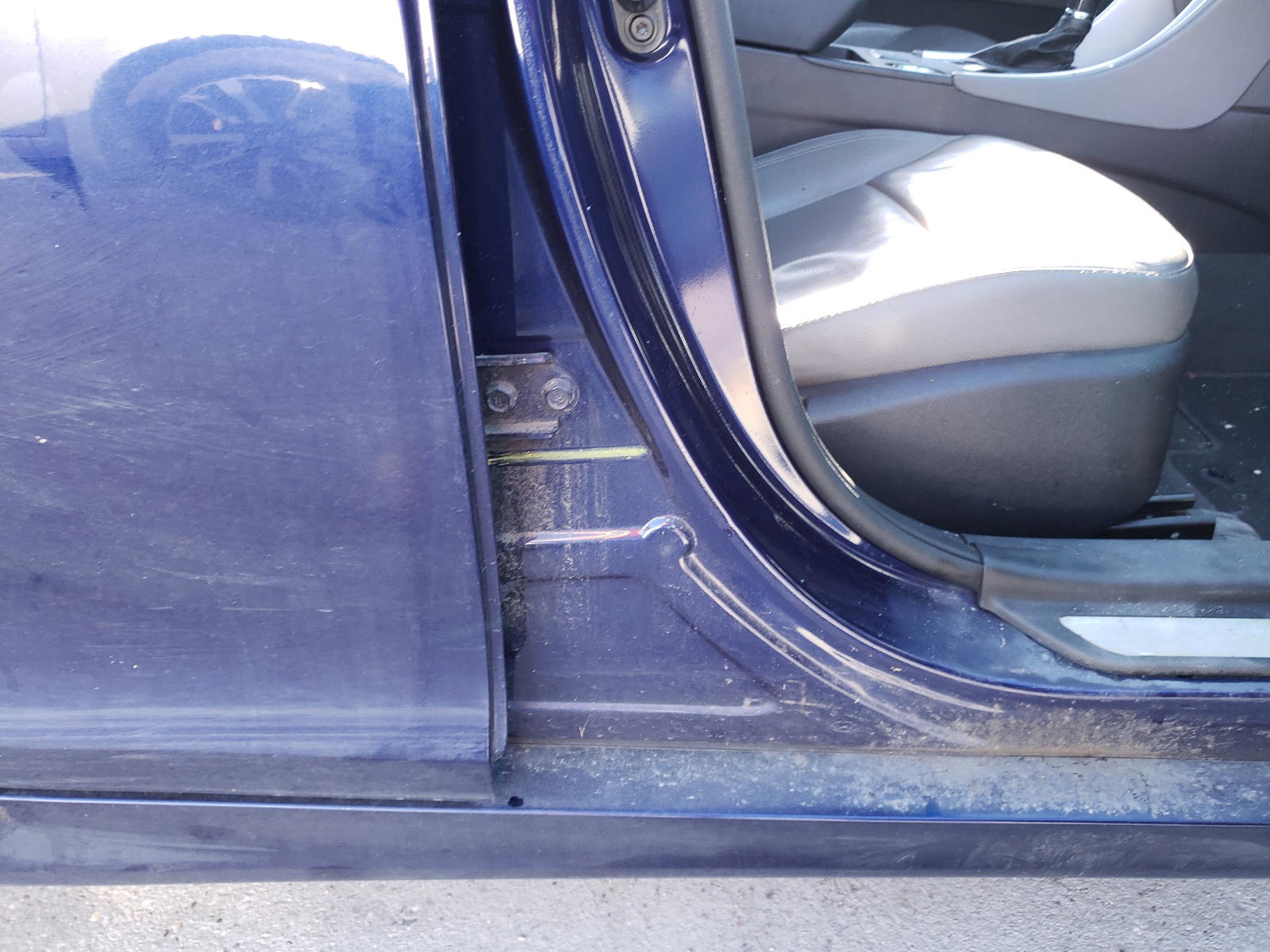 Photo 9 from auction – 2012 HYUNDAI SONATA SE with VIN 5NPEC4AB0CH412804