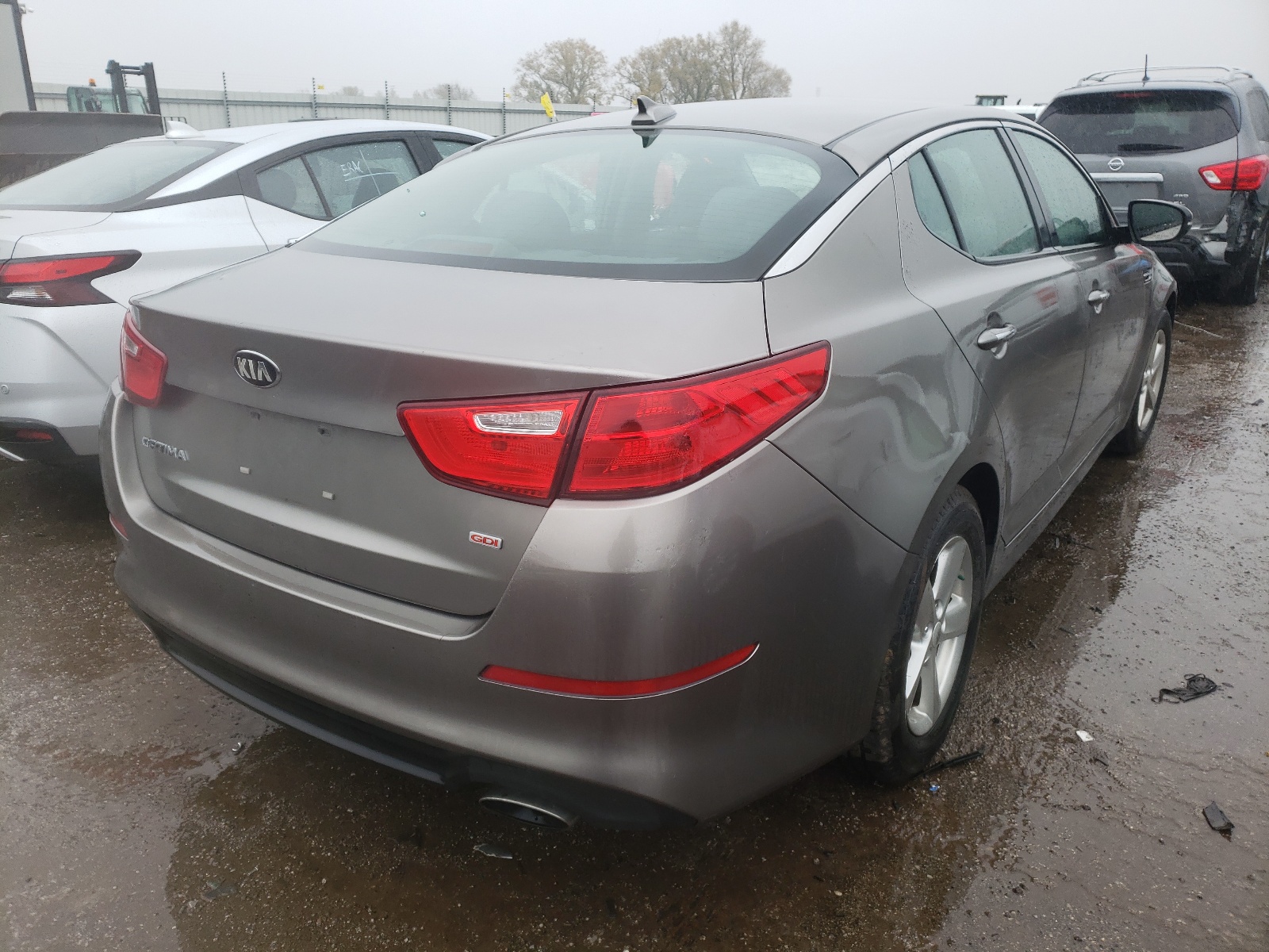 Photo 4 from auction – 2015 KIA OPTIMA LX with VIN 5XXGM4A7XFG517867