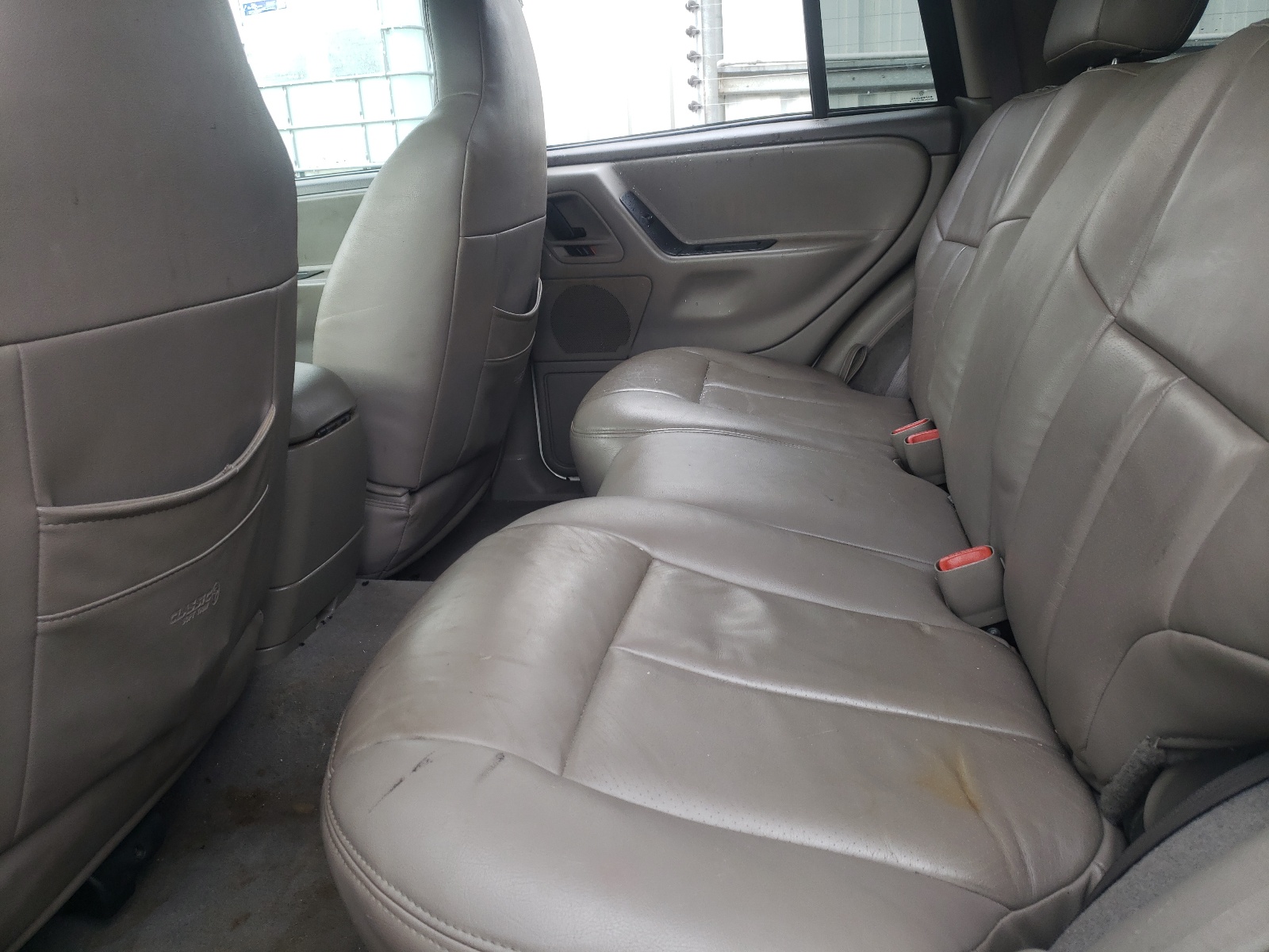 Photo 6 from auction – 2004 JEEP GRAND CHER with VIN 1J4GX48S34C262892