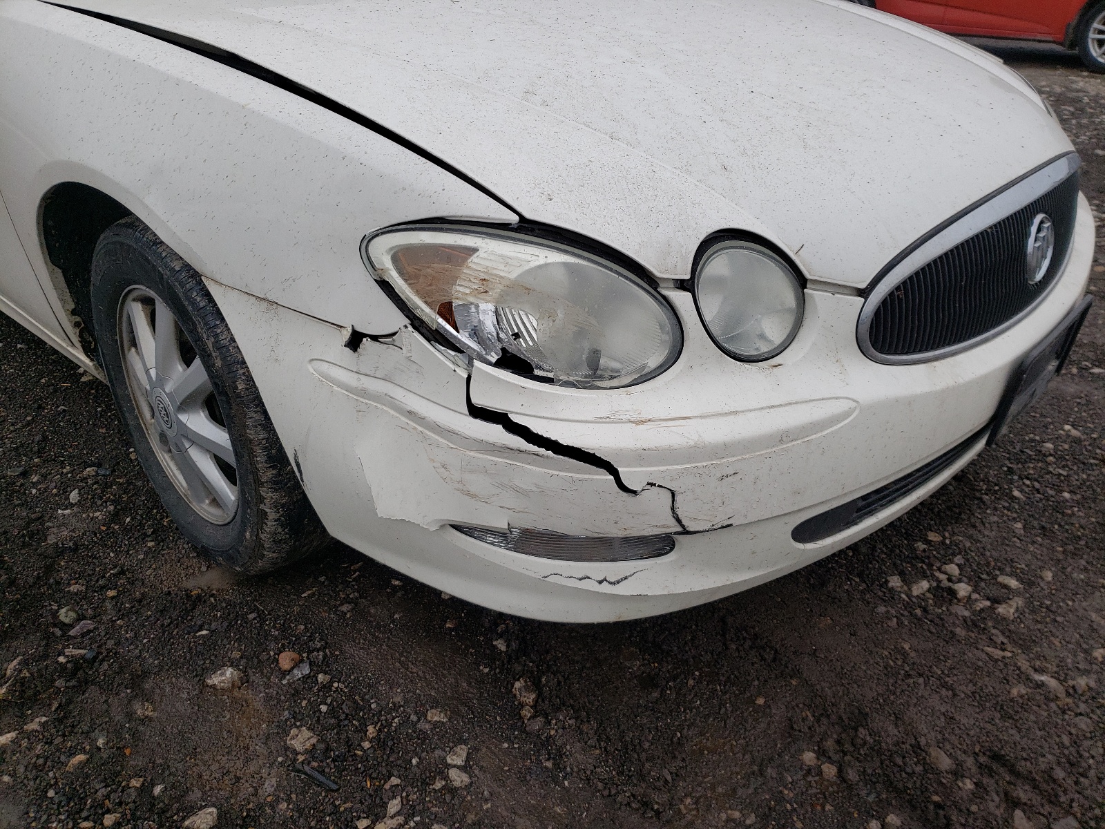 Photo 9 from auction – 2005 BUICK LACROSSE C with VIN 2G4WD532751215357