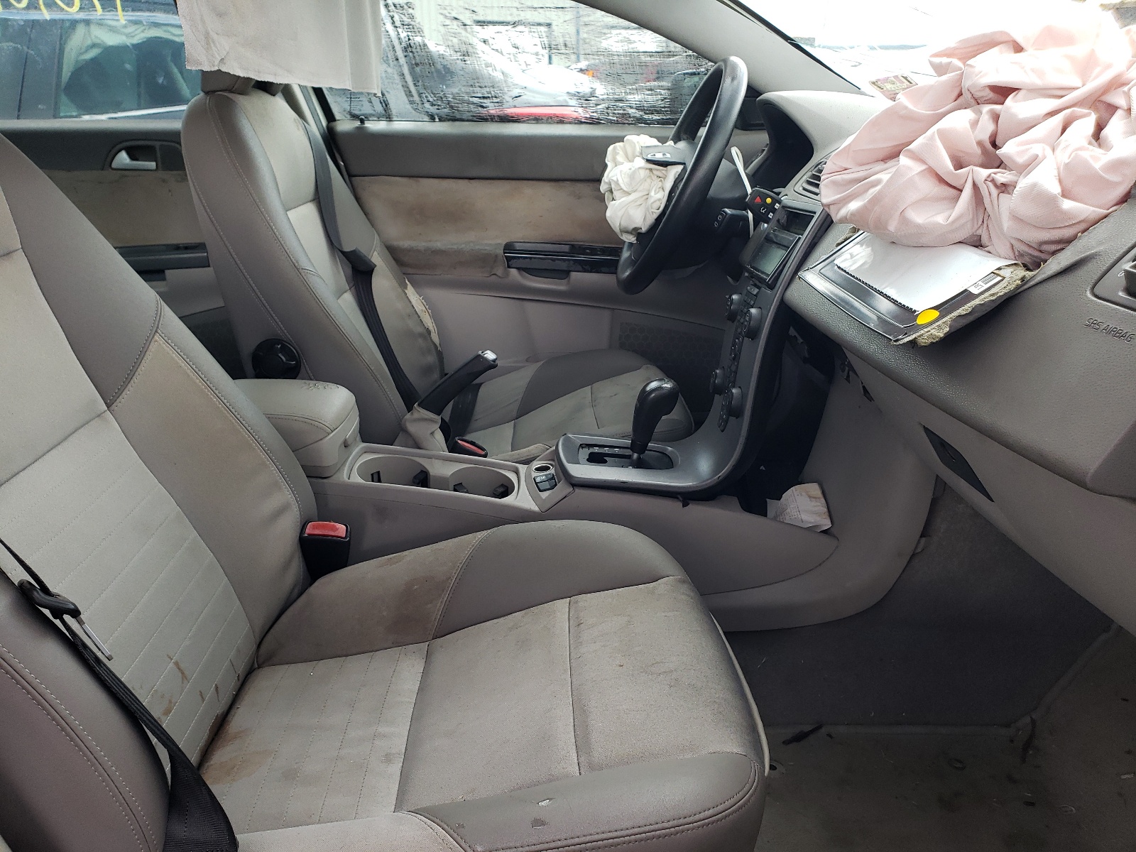 Photo 5 from auction – 2005 VOLVO V50 2.4I with VIN YV1MW382X52084048
