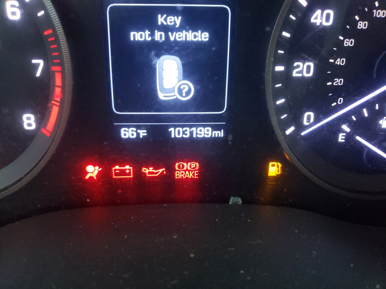 Photo 8 from auction – 2016 HYUNDAI TUCSON LIM with VIN KM8J33A2XGU044423