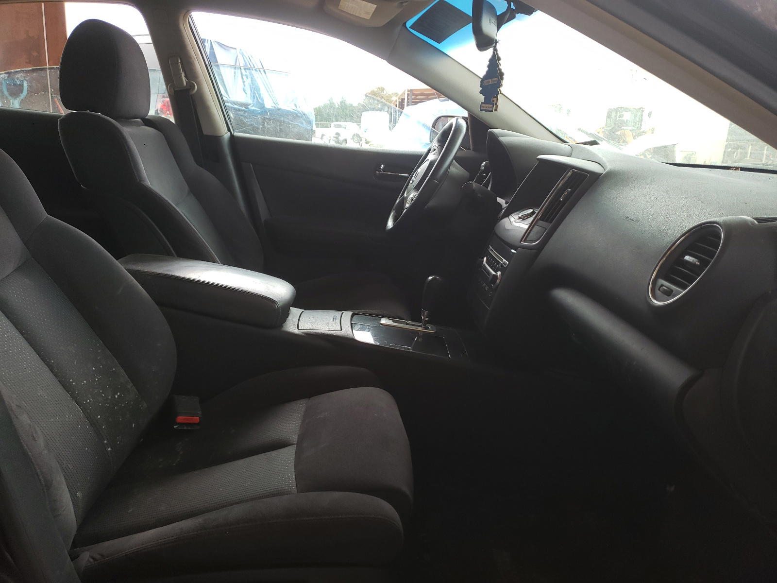 Photo 5 from auction – 2014 NISSAN MAXIMA S with VIN 1N4AA5AP2EC479222