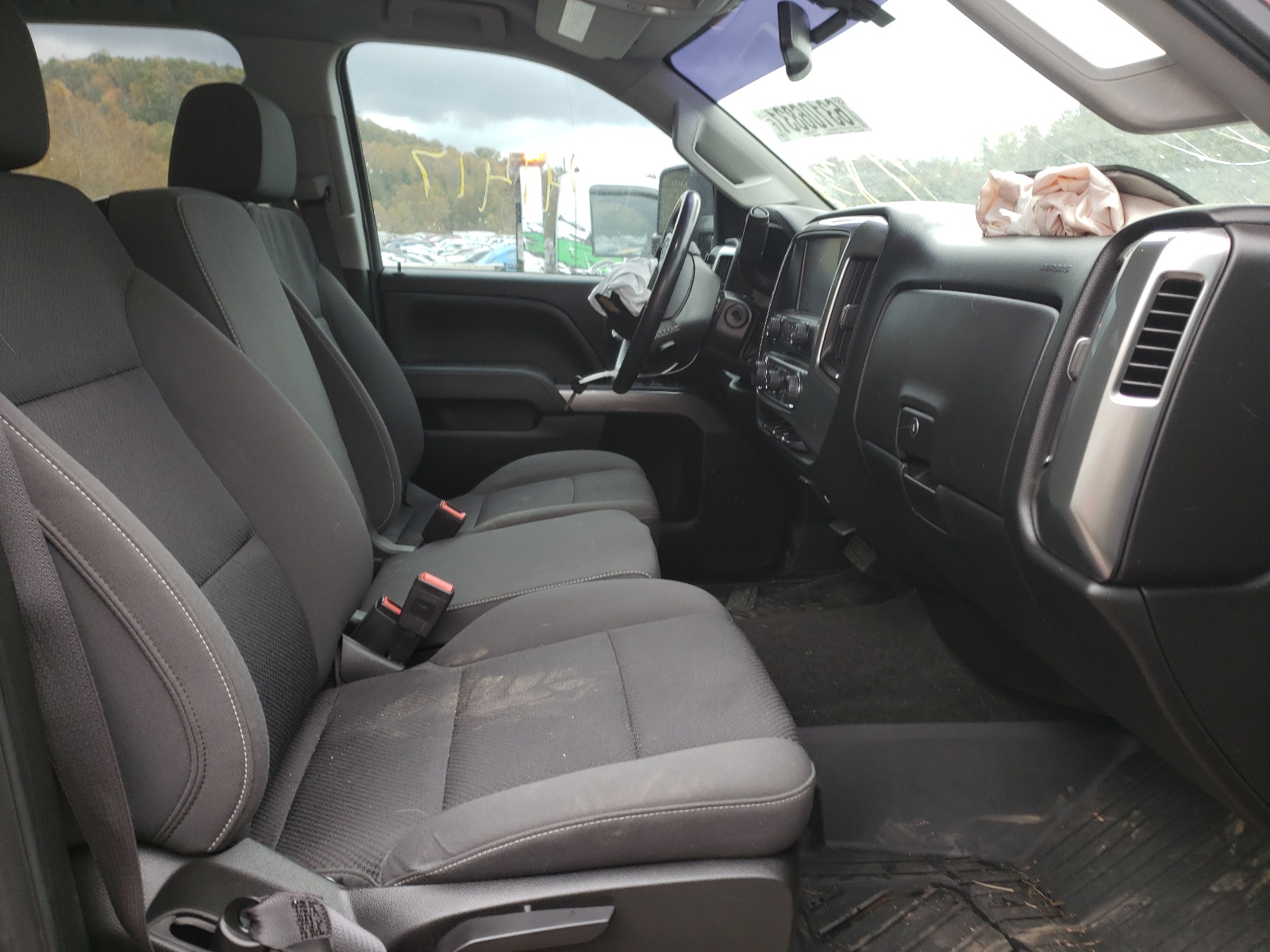 Photo 5 from auction – 2018 CHEVROLET SILVERADO with VIN 1GC2KVEG5JZ276130
