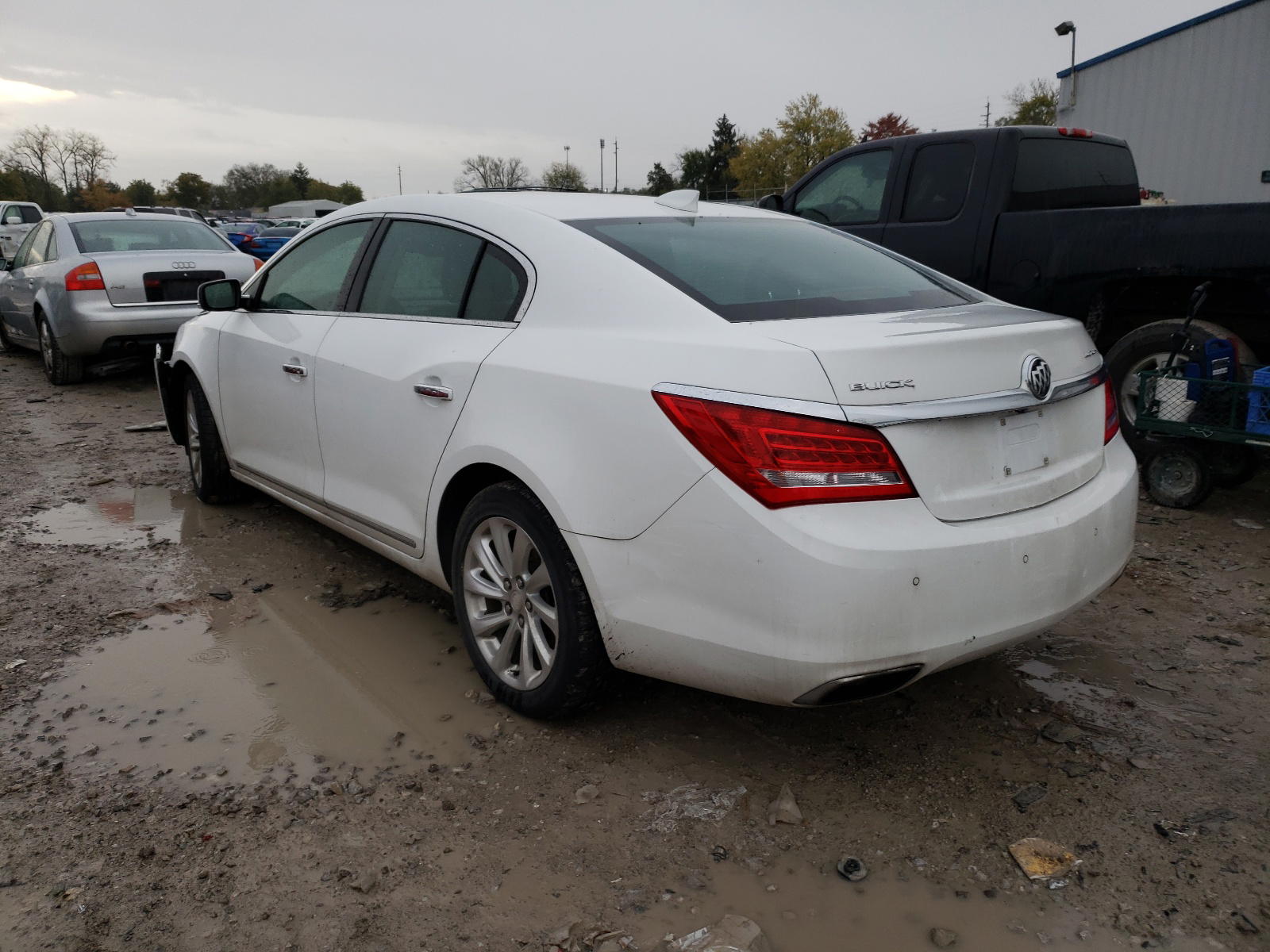 Photo 3 from auction – 2015 BUICK LACROSSE with VIN 1G4GB5G35FF188909