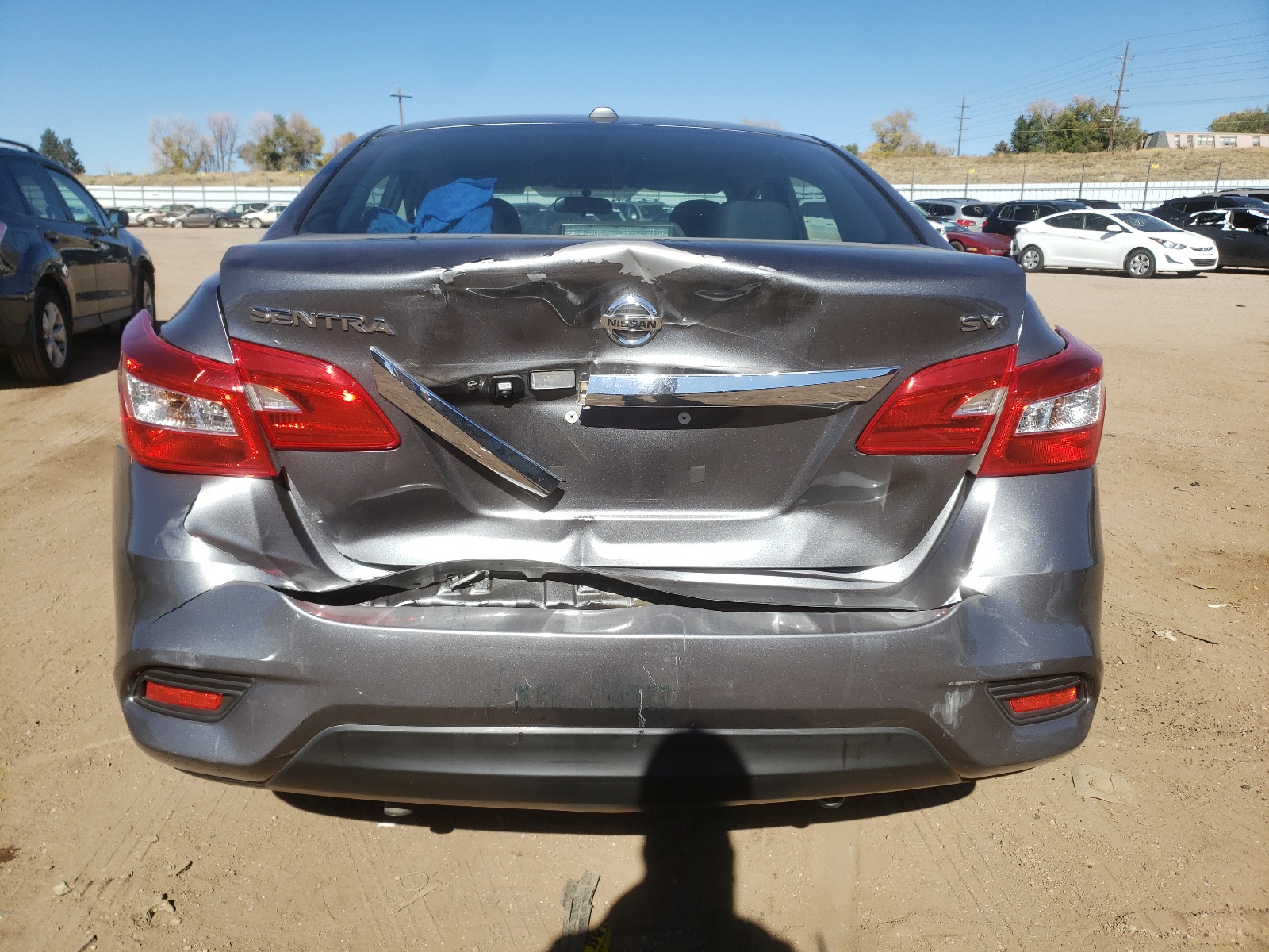 Photo 9 from auction – 2016 NISSAN SENTRA S with VIN 3N1AB7AP2GL652637