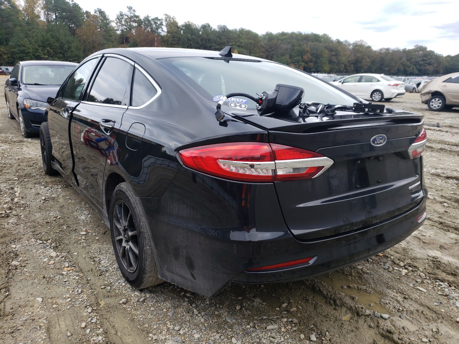 Photo 3 from auction – 2019 FORD FUSION TIT with VIN 3FA6P0K96KR234332
