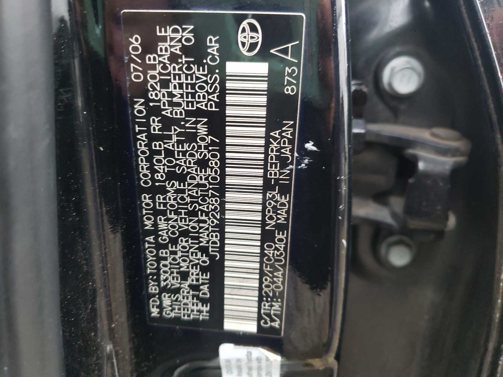 Photo 10 from auction – 2007 TOYOTA YARIS with VIN JTDBT923871058017