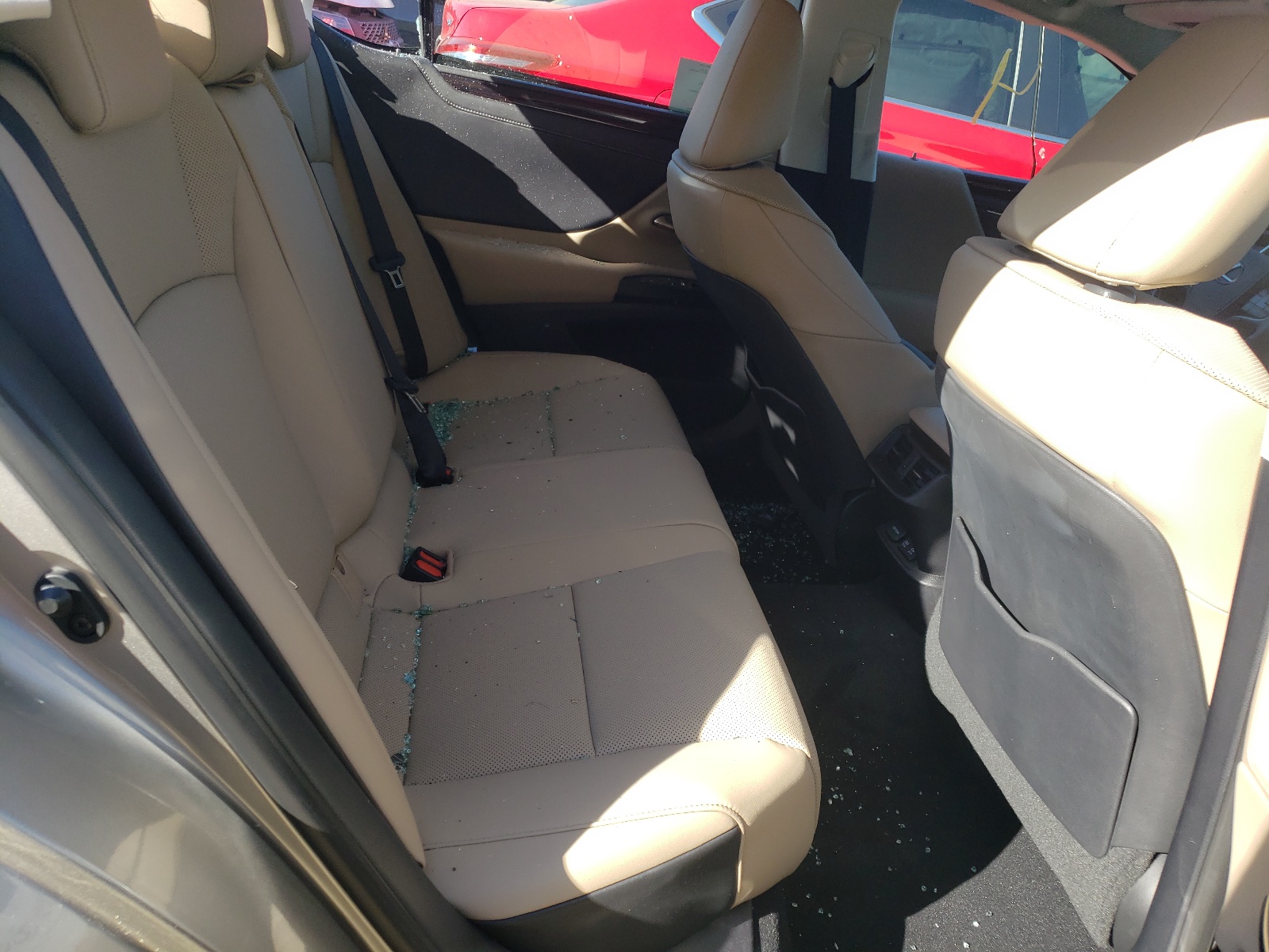 Photo 6 from auction – 2021 LEXUS ES 350 BAS with VIN 58ADZ1B18MU107190