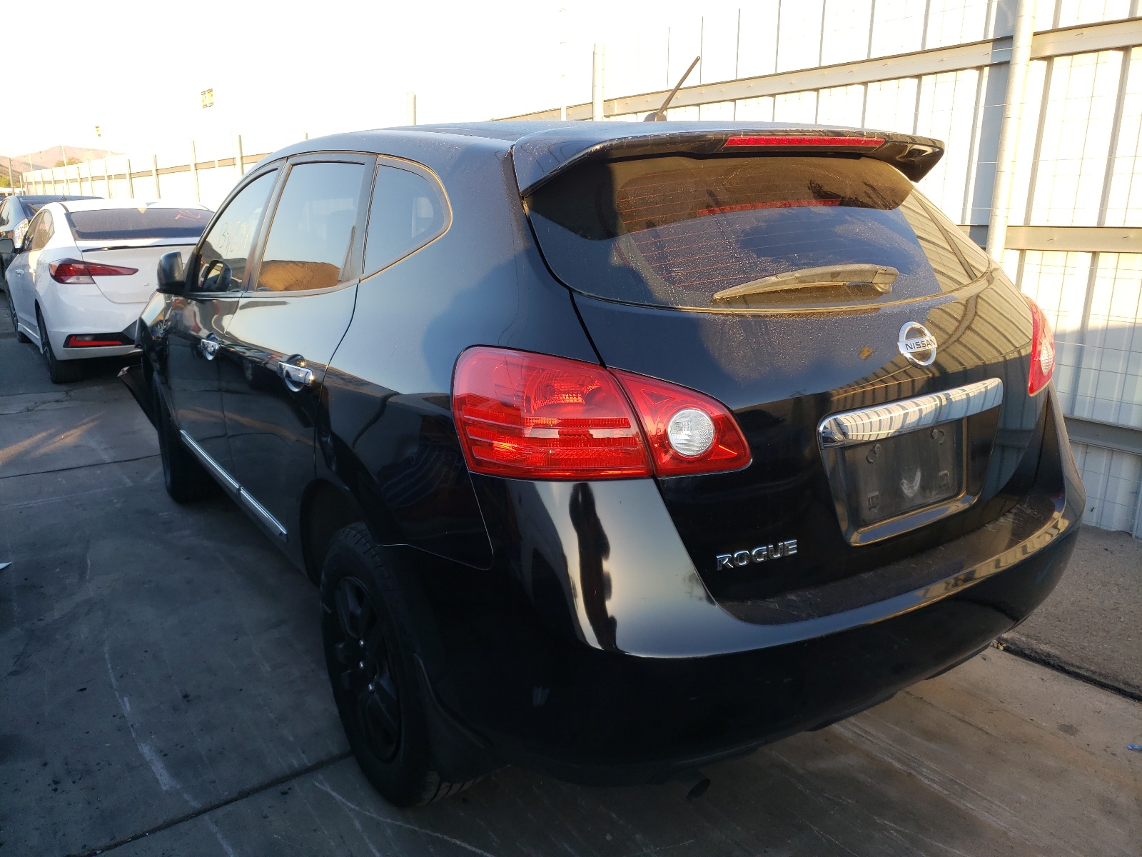 Photo 3 from auction – 2013 NISSAN ROGUE S with VIN JN8AS5MT1DW510381