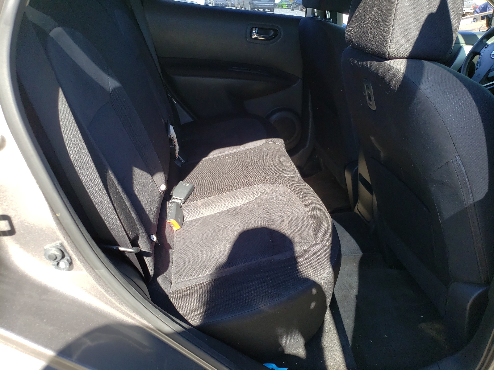 Photo 6 from auction – 2014 NISSAN ROGUE SELE with VIN JN8AS5MT1EW624768