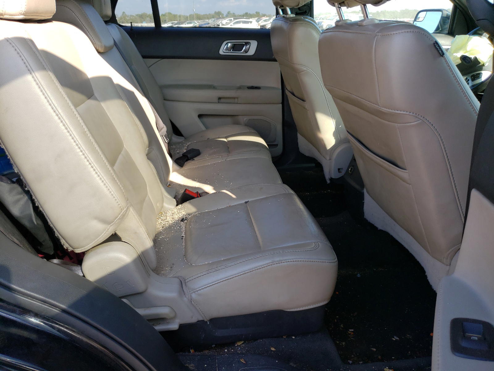 Photo 6 from auction – 2012 FORD EXPLORER X with VIN 1FMHK7D95CGA94334
