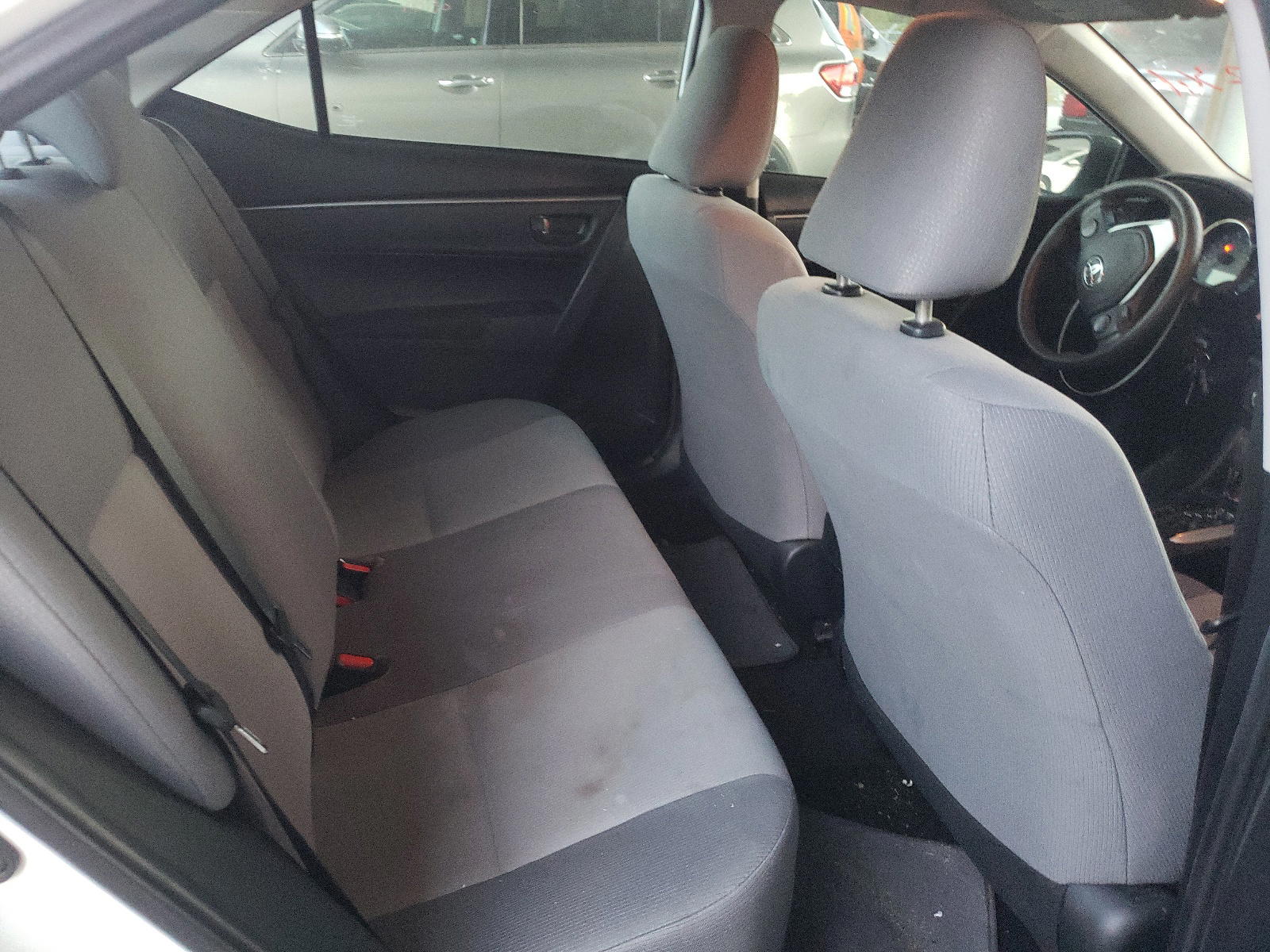 Photo 6 from auction – 2015 TOYOTA COROLLA L with VIN 2T1BURHE0FC472490