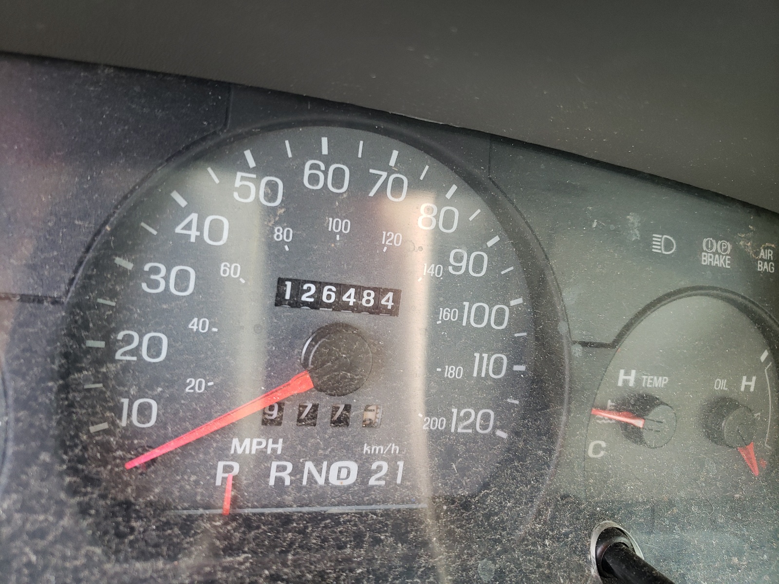 Photo 8 from auction – 2005 MERCURY GRAND MARQ with VIN 2MEFM75W35X633006