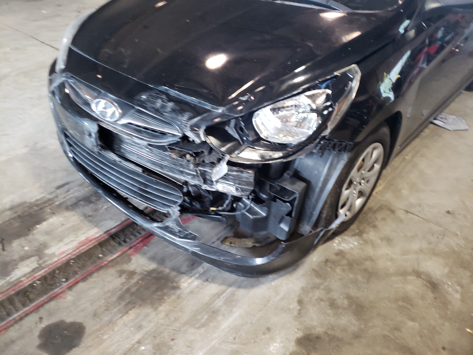 Photo 9 from auction – 2014 HYUNDAI ACCENT GLS with VIN KMHCT5AE2EU197132