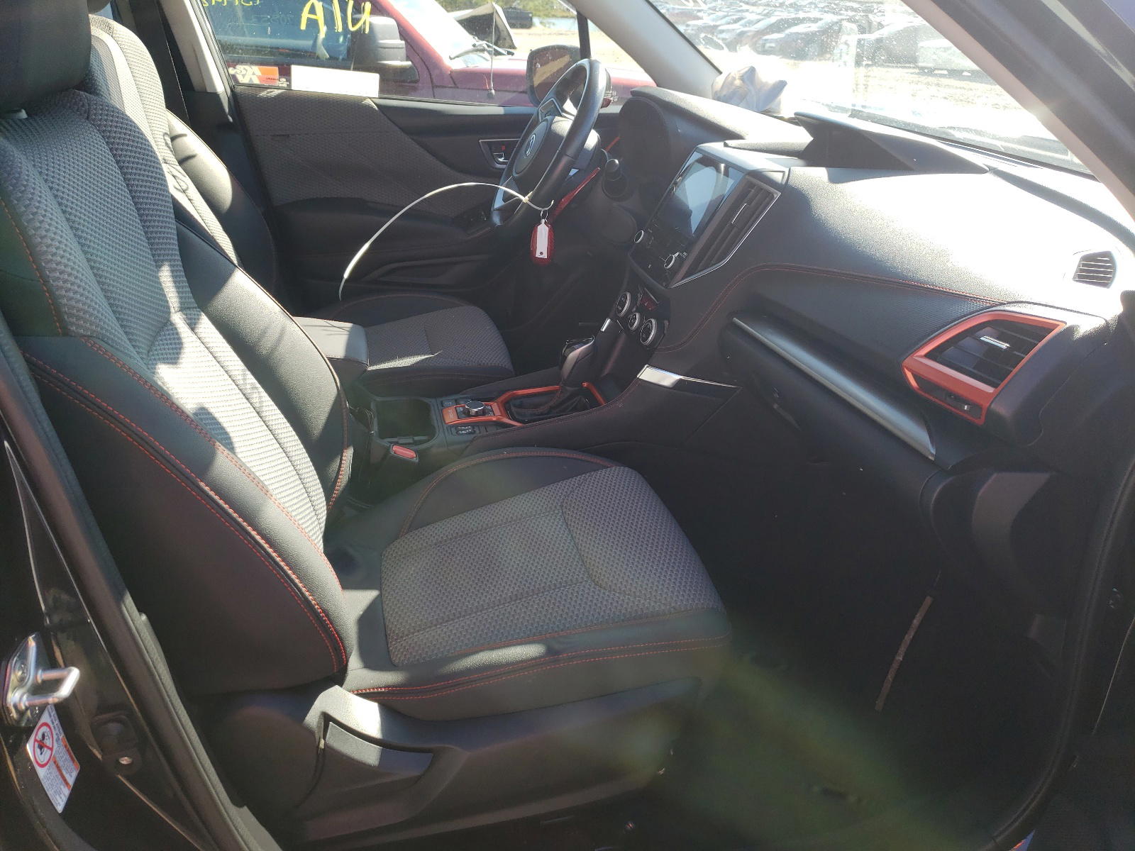 Photo 5 from auction – 2019 SUBARU FORESTER S with VIN JF2SKAPC2KH495011