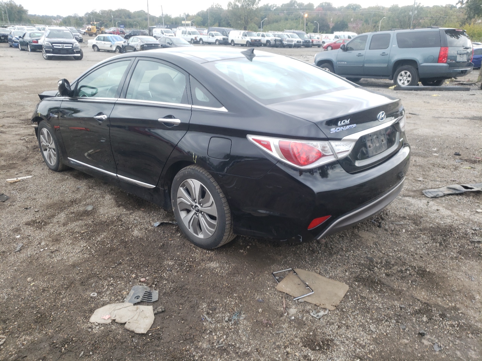 Photo 3 from auction – 2013 HYUNDAI SONATA HYB with VIN KMHEC4A42DA068169