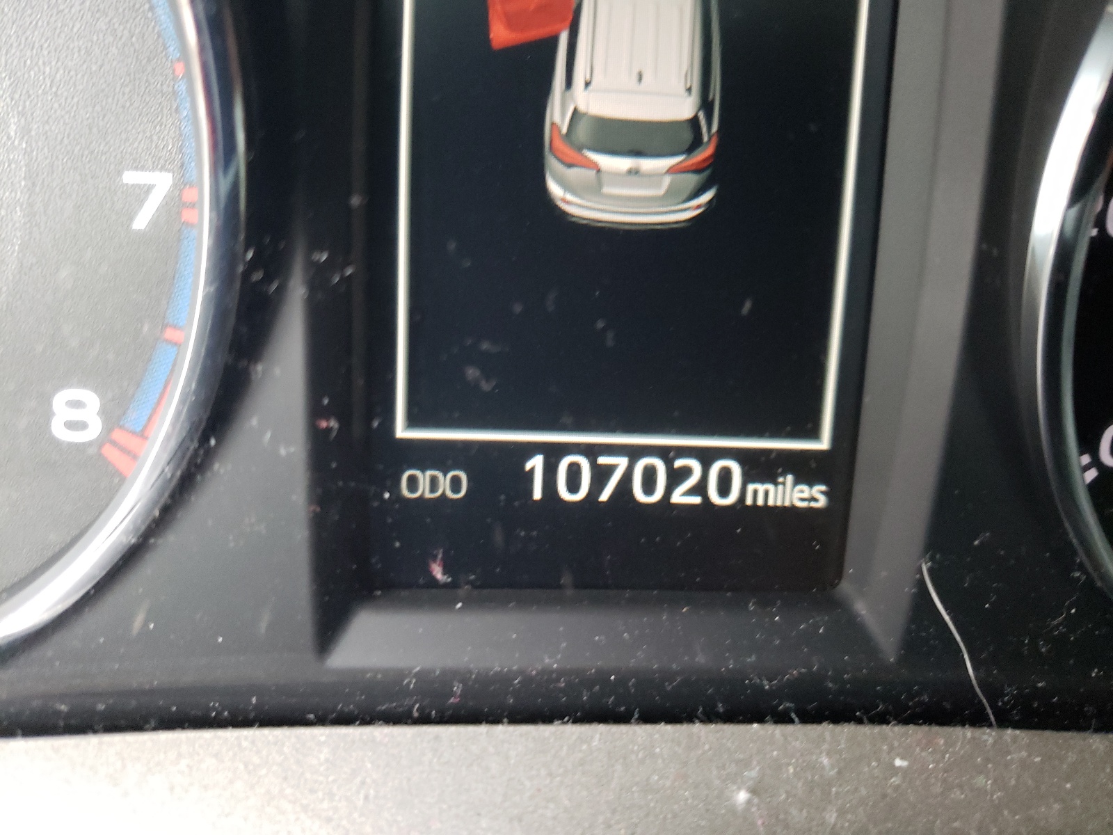 Photo 8 from auction – 2016 TOYOTA RAV4 XLE with VIN 2T3WFREV8GW237293