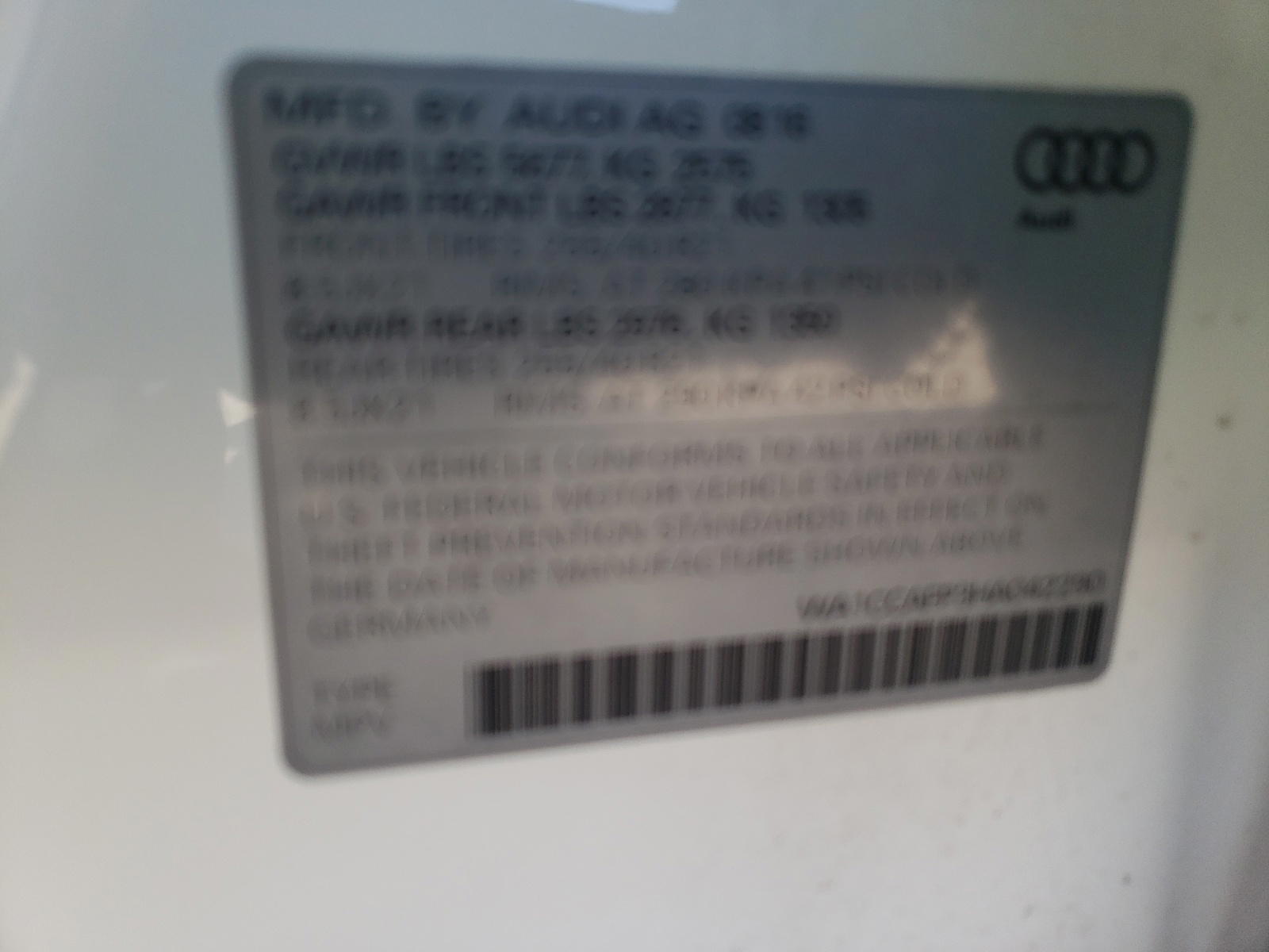 Photo 10 from auction – 2017 AUDI SQ5 PREMIU with VIN WA1CCAFP3HA042290