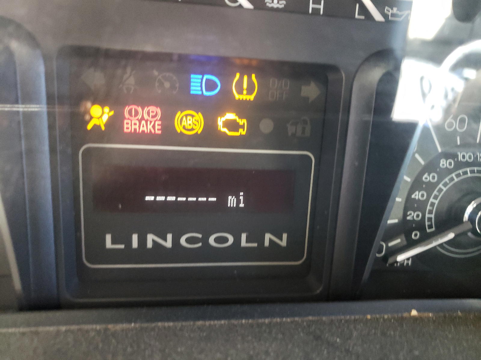 Photo 8 from auction – 2008 LINCOLN NAVIGATOR with VIN 5LMFL28558LJ16200
