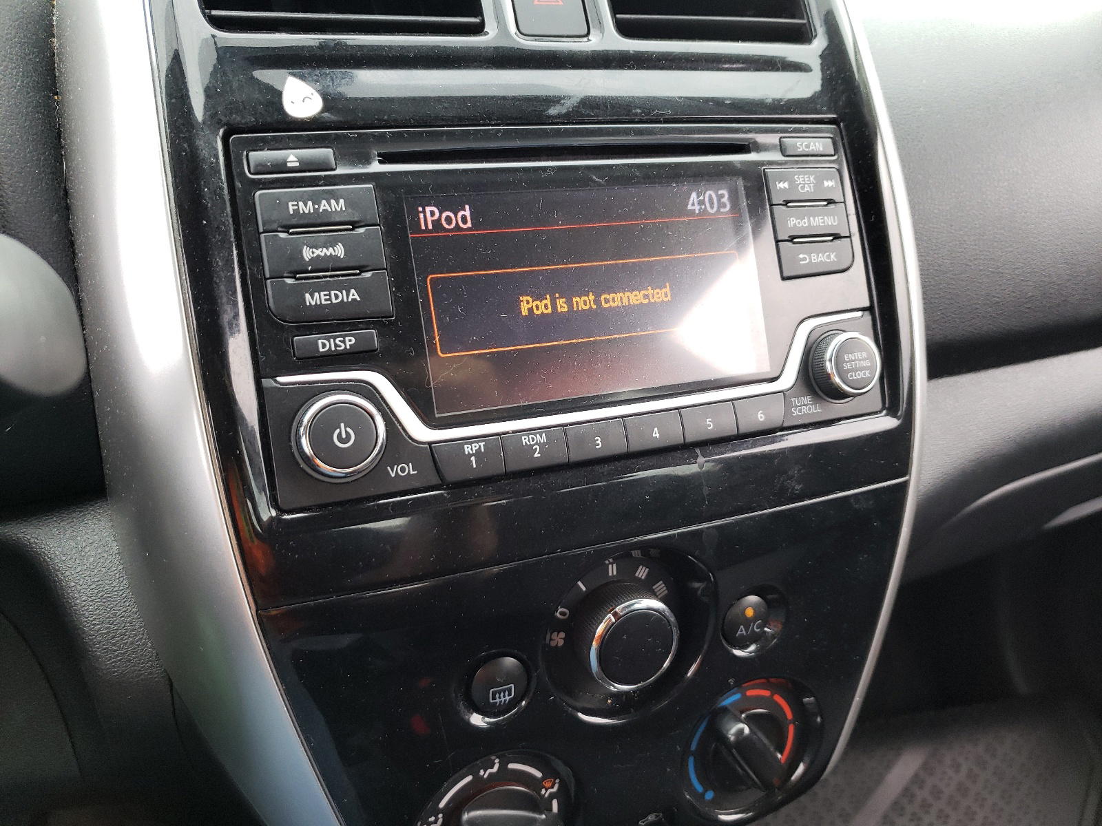 Photo 9 from auction – 2018 NISSAN VERSA with VIN 3N1CN7AP5JL831794