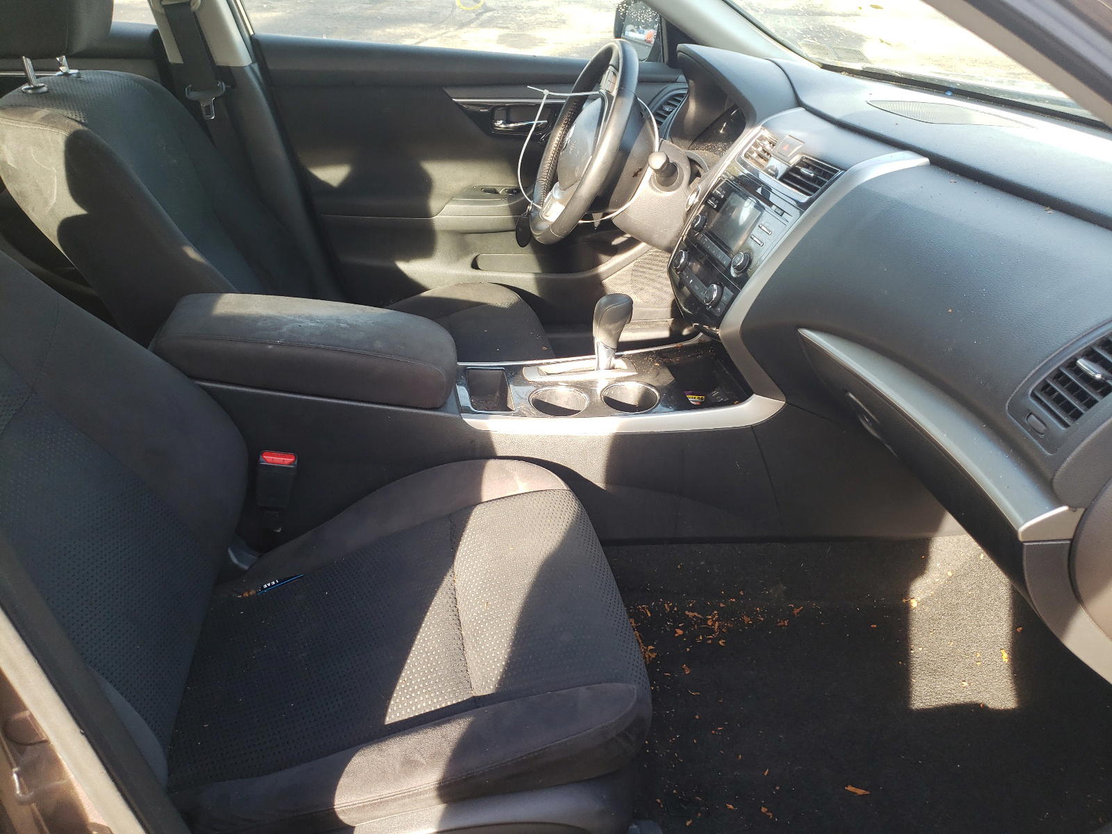 Photo 5 from auction – 2014 NISSAN ALTIMA 2.5 with VIN 1N4AL3AP7EC401596