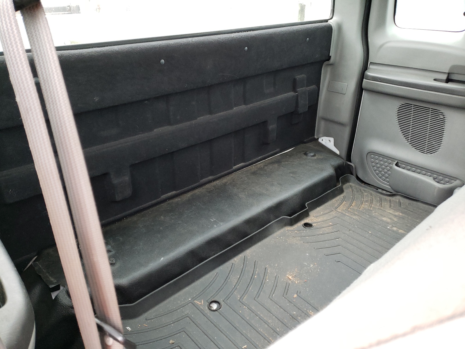 Photo 6 from auction – 2007 FORD F350 SUPER with VIN 1FDWX36Y97EB05472