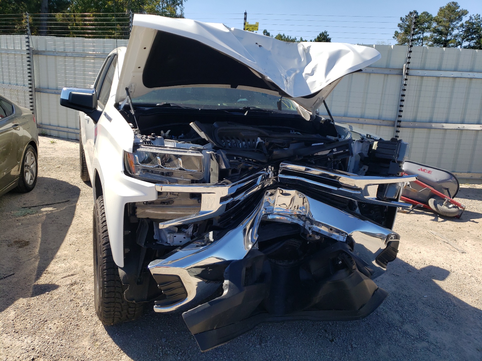 Photo 9 from auction – 2020 CHEVROLET SILVERADO with VIN 1GCRWCED1LZ138679