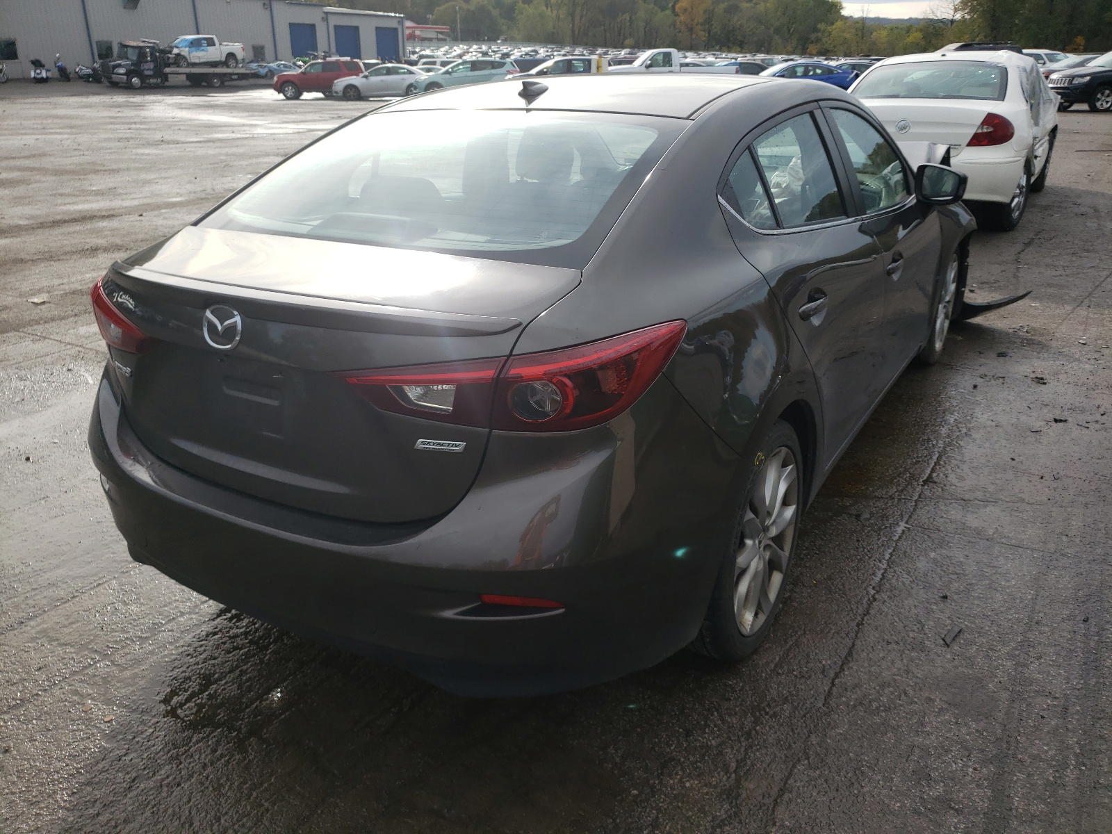 Photo 4 from auction – 2014 MAZDA 3 TOURING with VIN JM1BM1V30E1111588