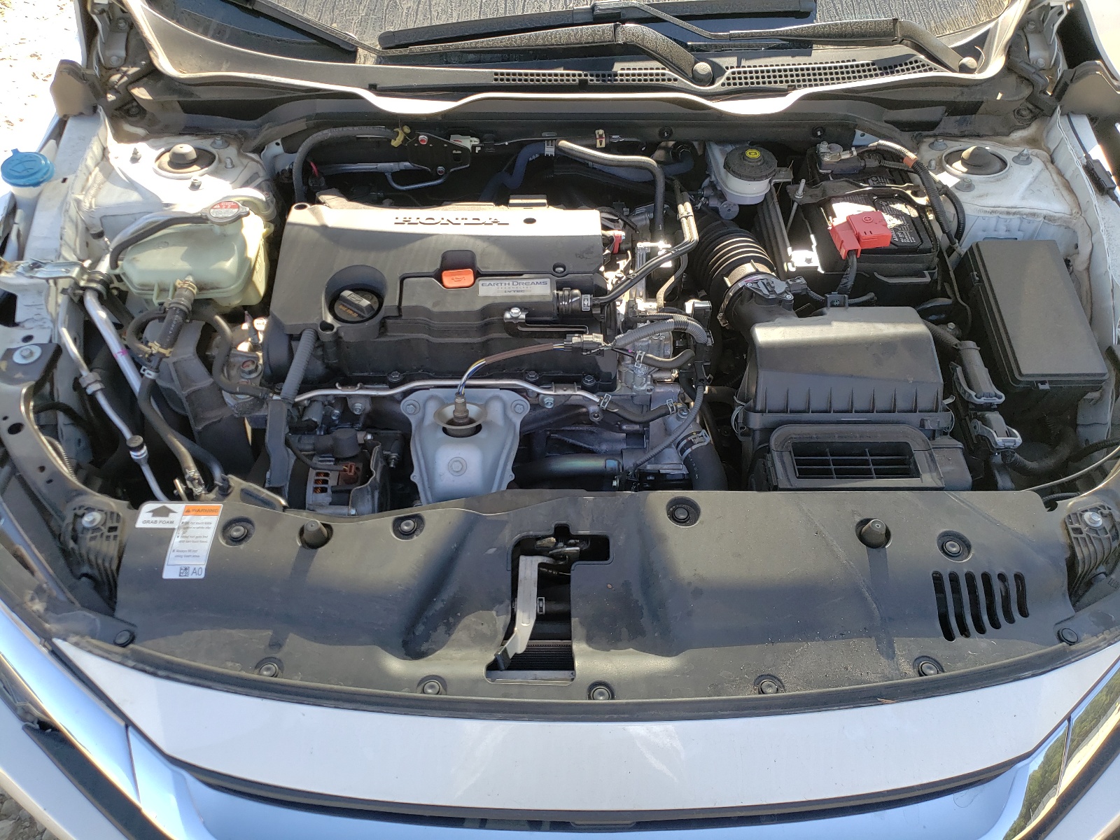 Photo 7 from auction – 2018 HONDA CIVIC EX with VIN 19XFC2F86JE035399