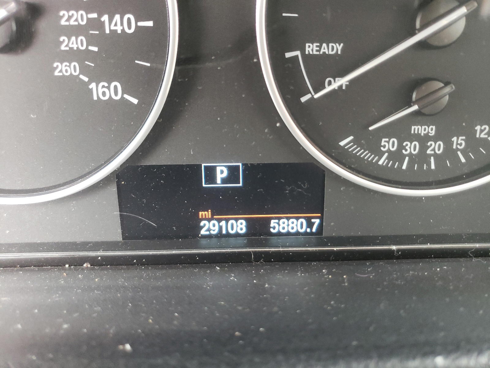 Photo 8 from auction – 2017 BMW 320 XI with VIN WBA8A3C37HA066944