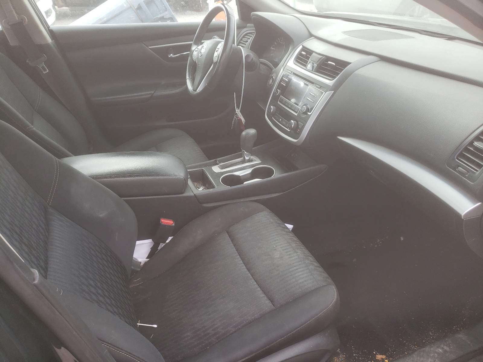 Photo 5 from auction – 2017 NISSAN ALTIMA 2.5 with VIN 1N4AL3AP2HC249523