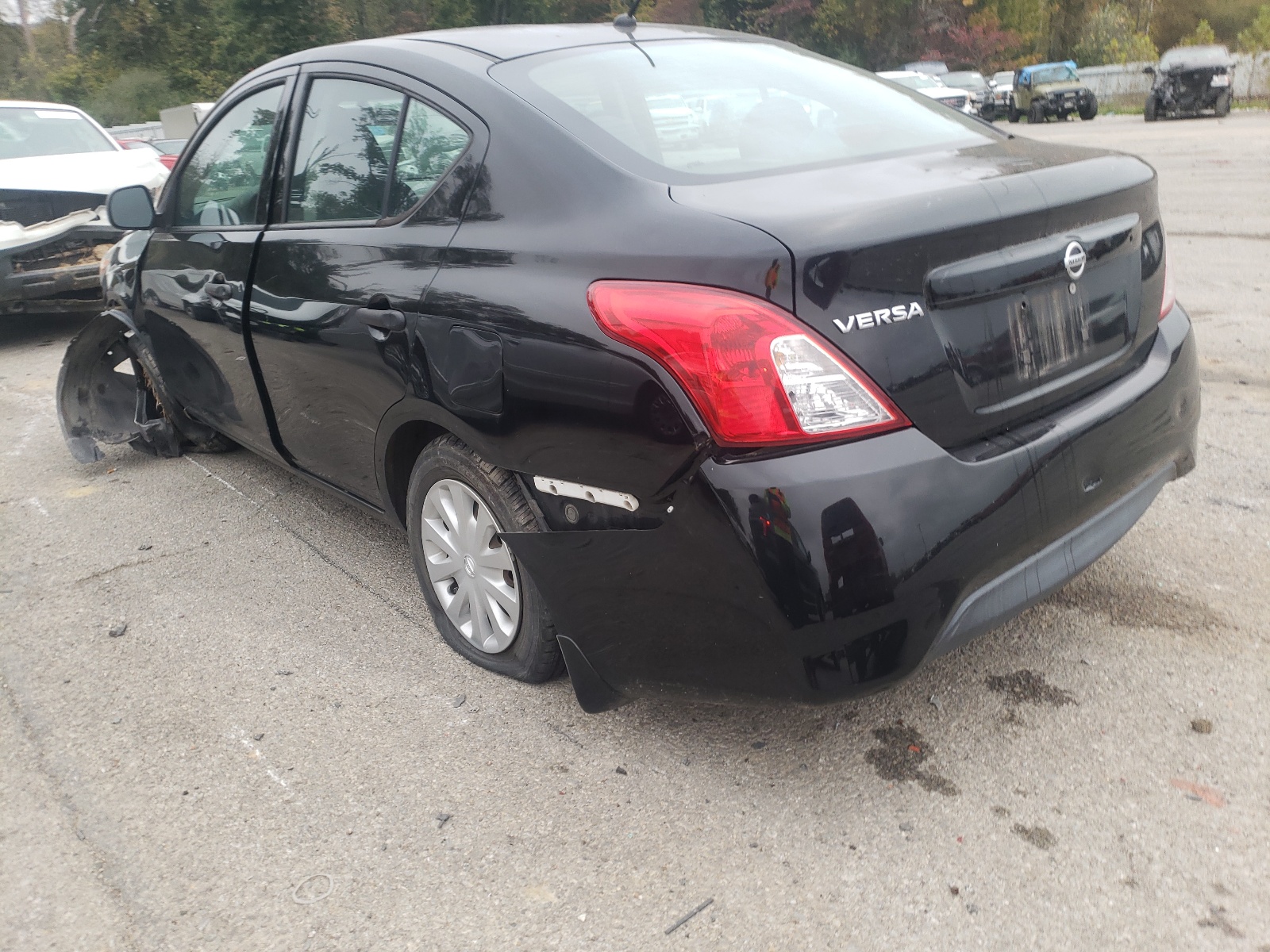 Photo 3 from auction – 2015 NISSAN VERSA S with VIN 3N1CN7AP3FL835785