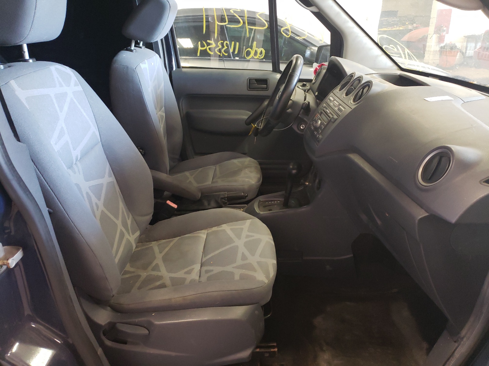 Photo 5 from auction – 2010 FORD TRANSIT CO with VIN NM0LS7BN5AT042055