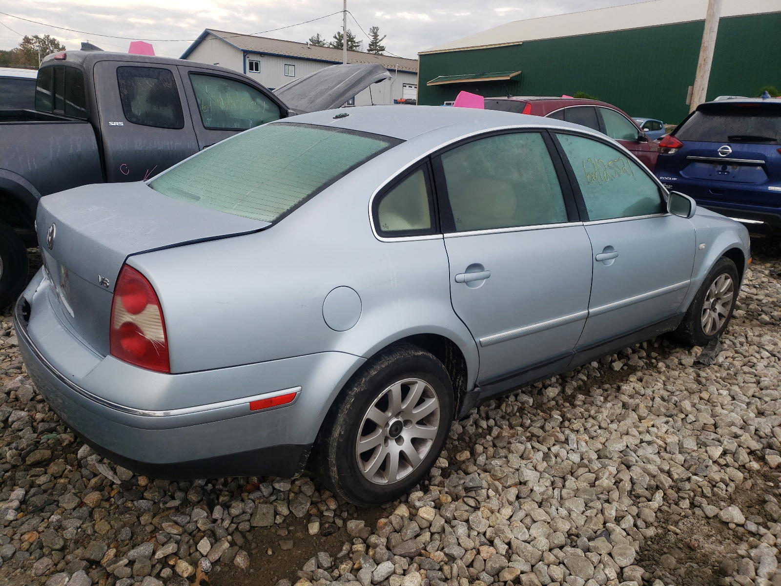 Photo 4 from auction – 2001 VOLKSWAGEN PASSAT GLS with VIN WVWPH63B01P142400