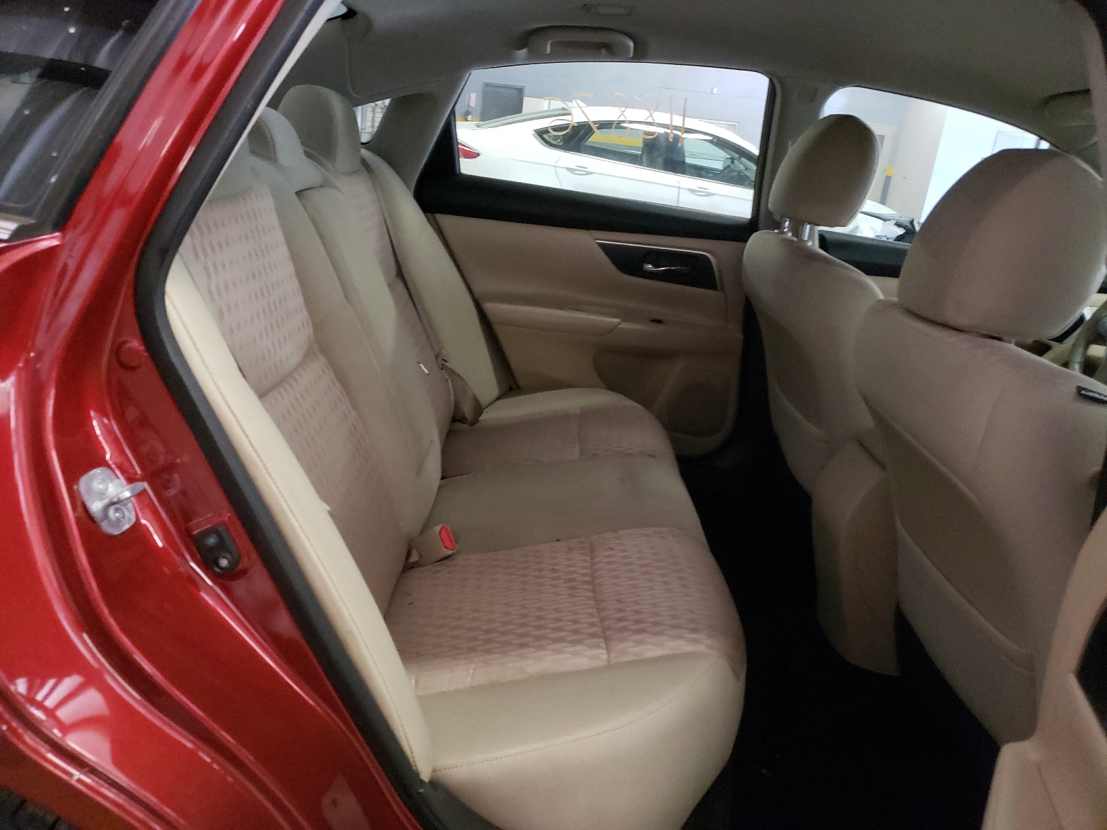 Photo 6 from auction – 2016 NISSAN ALTIMA 2.5 with VIN 1N4AL3AP0GC121201