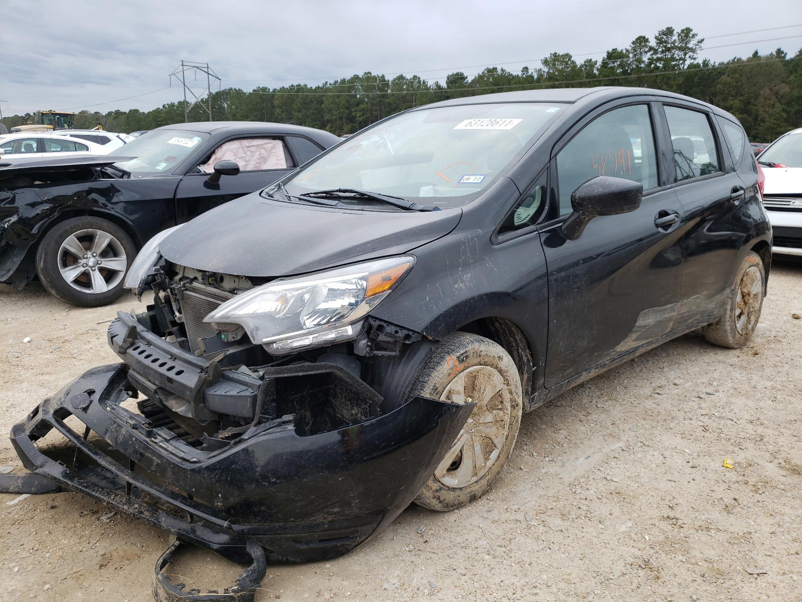 Photo 2 from auction – 2017 NISSAN VERSA NOTE with VIN 3N1CE2CP3HL376941