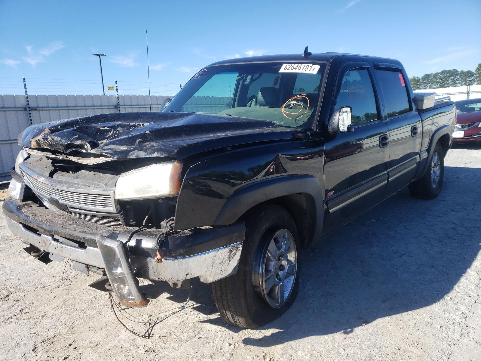 Photo 2 from auction – 2006 CHEVROLET SILVERADO with VIN 2GCEK13T061126562